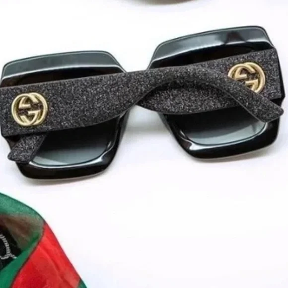GUCCI black oversized square glitter sunglasses - Picture 7 of 7